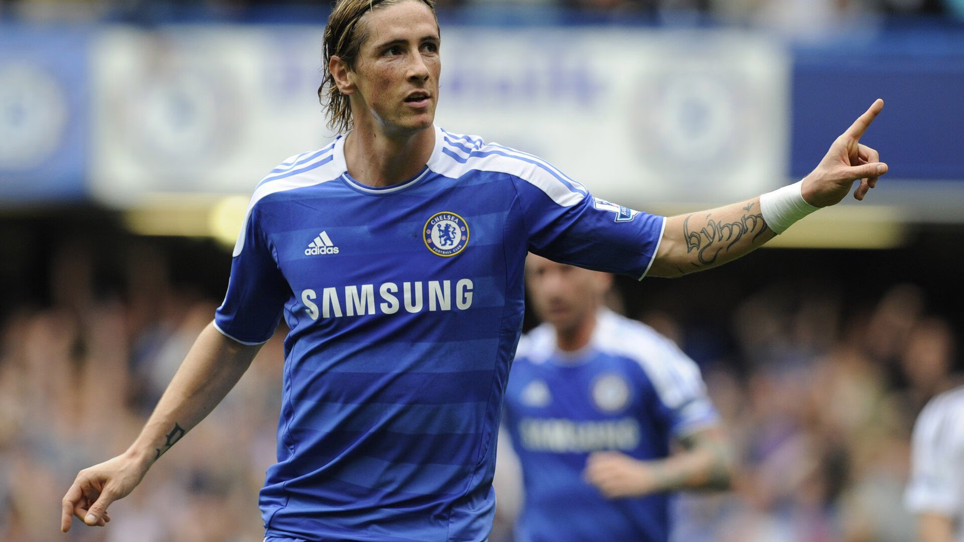 巴西队在南美预赛中保持领先，出线希望巨大